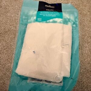 Aqua Hair Towel - White